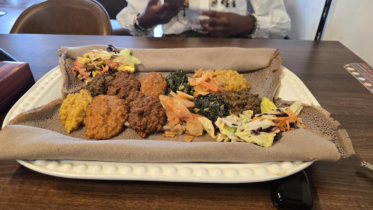 Sheka Coffee Farms & Ethiopian Restaurant Photos 2